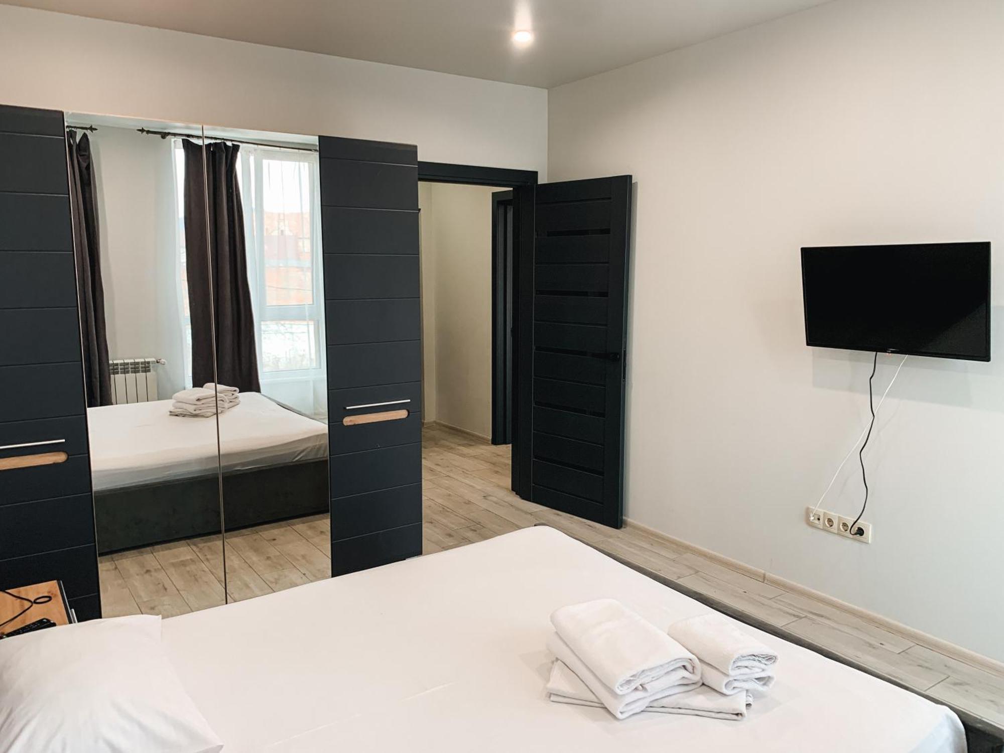 Apartments Domovik Mira 11S/9 Mukatsjeve Eksteriør bilde